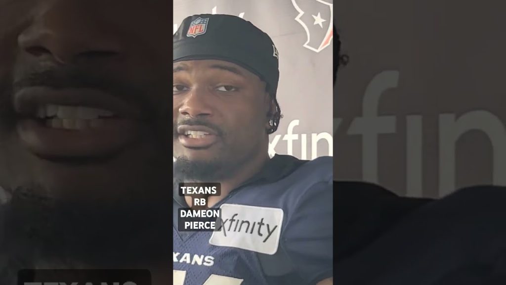 #Texans RB #DameonPierce on the action slowing down for him. #houstontexanstrainingcamp #nfl