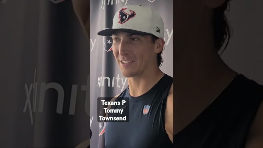 #Texans P #TommyTownsend on special team quirky personality. #houstontexanstrainingcamp #nfl