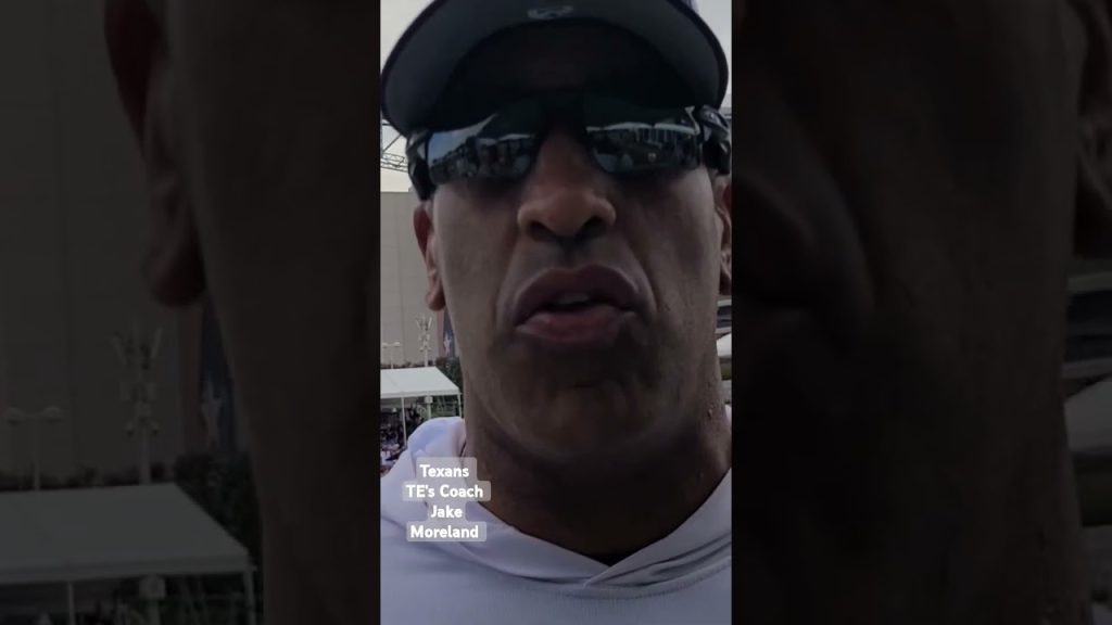 #HoustonTexans TE's Coach talks about the competition in the room. #nfl #TrainingCamp2024