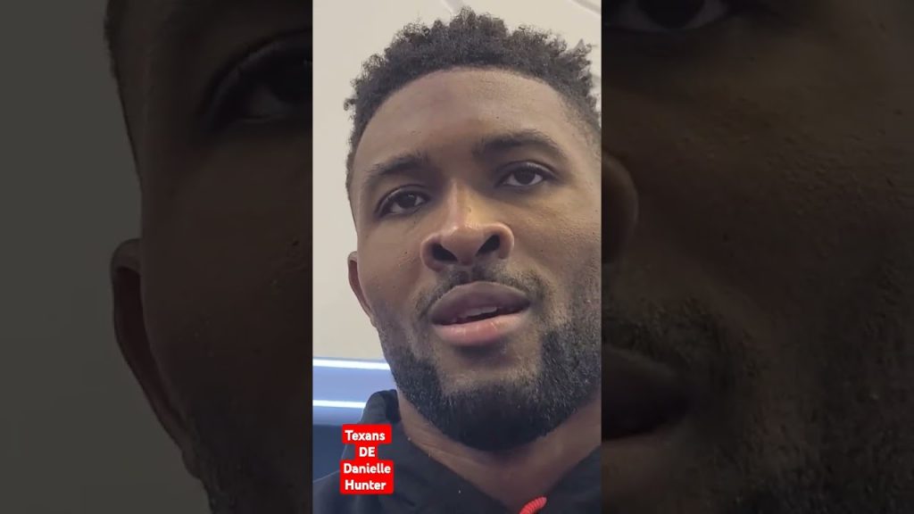 #Texans DE #DanielleHunter on play in historic #lambeaufield